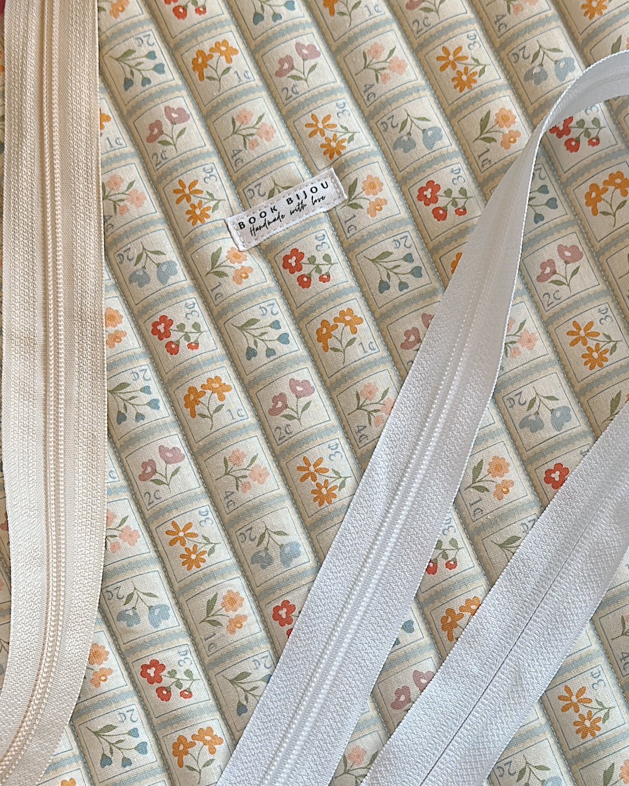 Booksleeve Luxe “Cottage Petals”