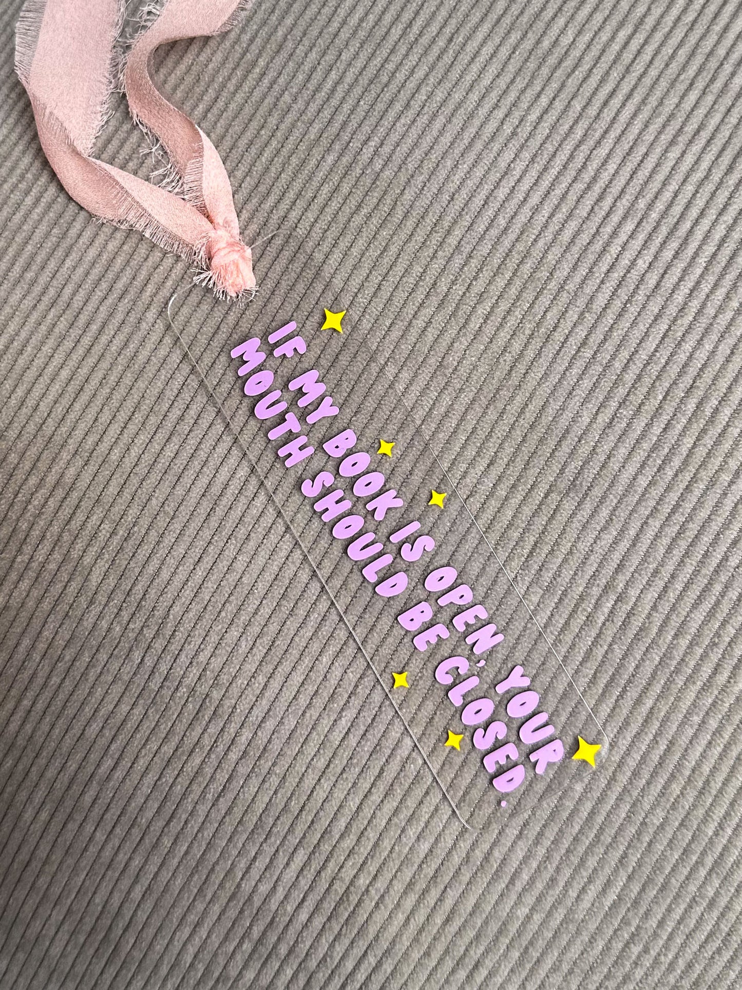 Bookmark "Mouth Shut"