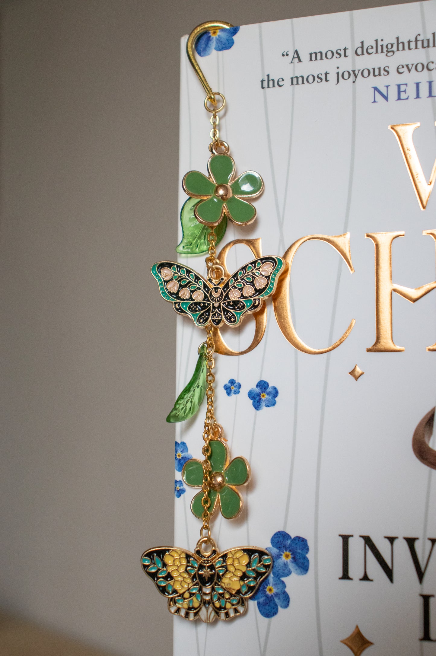 Book charm "Green Butterflies"