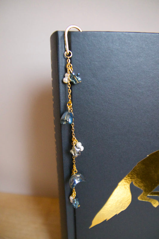 Bookcharm "Night Court"