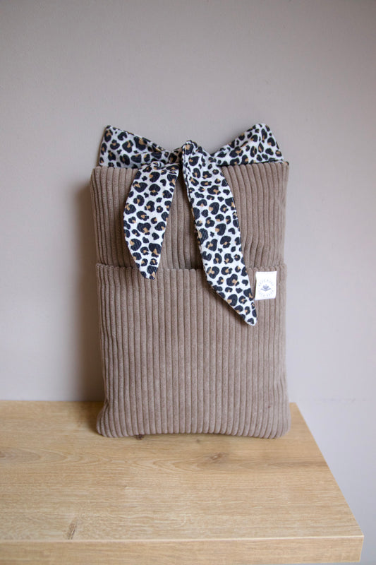 Booksleeve Luxe Strik “Panter"