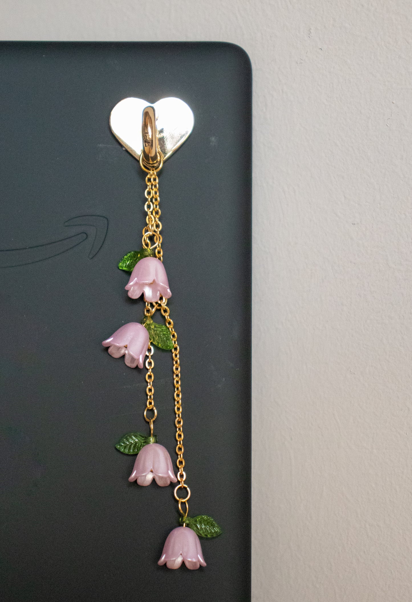 E-reader charm "Purple Flowers"
